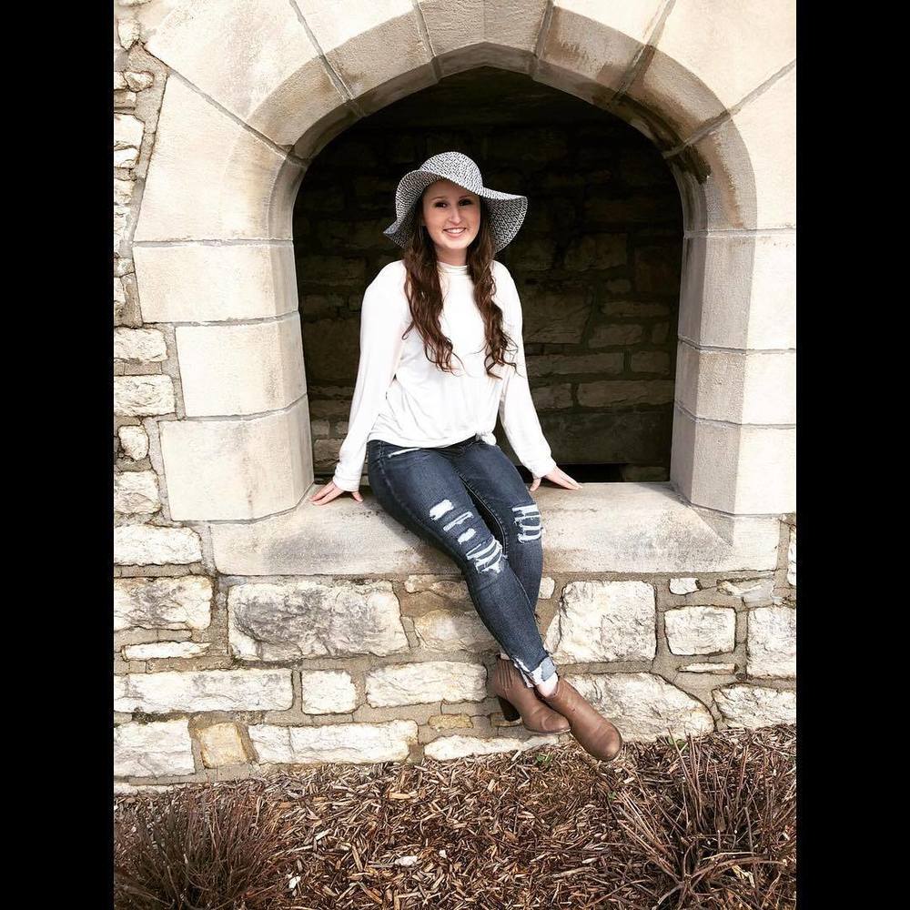 Meet your Posher, Emily